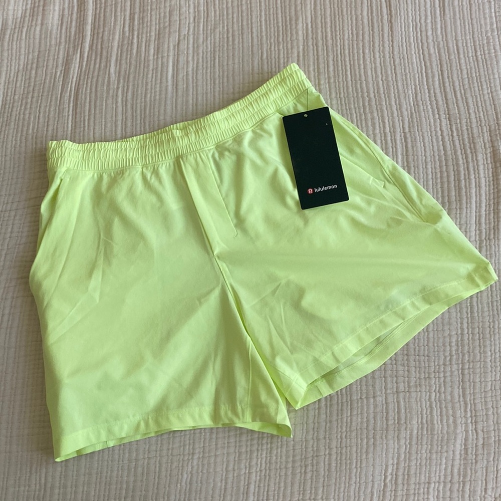 Lululemon Men’s Pace Breaker Short 5” LL